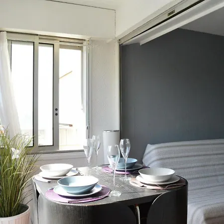 Cap D'agde, 1 Piece, 4 Personnes - Fr-1-249-284